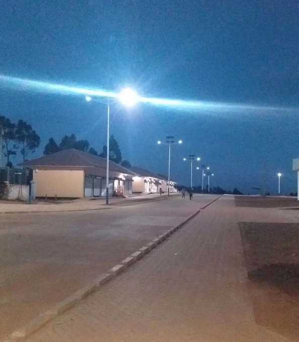 兴化市非洲科特迪瓦太阳能路灯工程